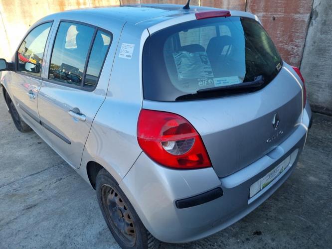 Image Feu arriere principal droit (feux) - RENAULT CLIO 3