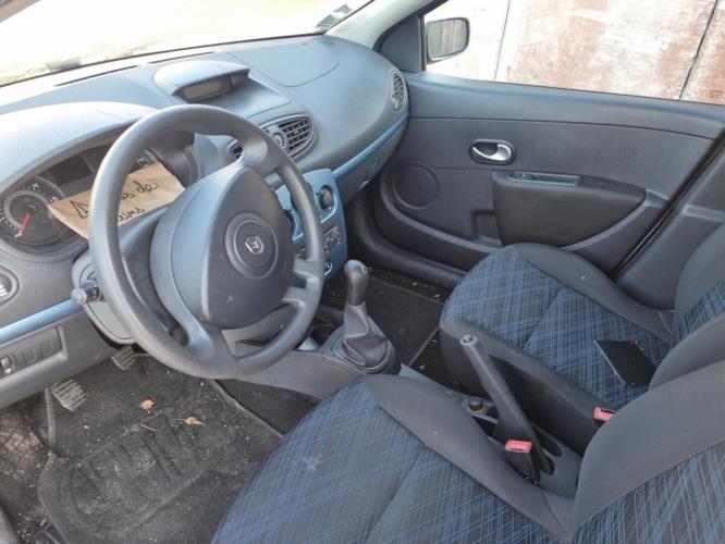 Image Feu arriere principal droit (feux) - RENAULT CLIO 3