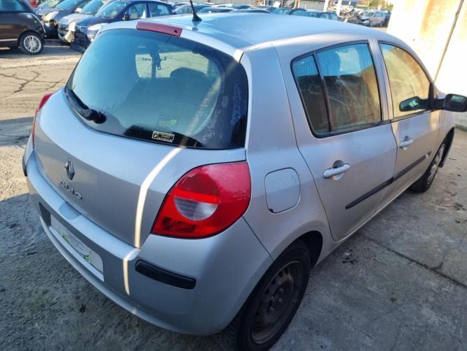 Image Feu arriere principal droit (feux) - RENAULT CLIO 3