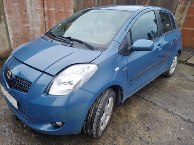 Image Pare choc arriere - TOYOTA YARIS 2