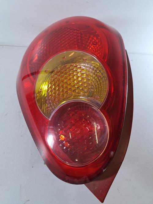 Image Feu arriere principal gauche (feux) - TOYOTA AYGO 1