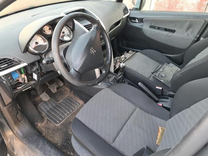 Image Feu arriere principal droit (feux) - PEUGEOT 207