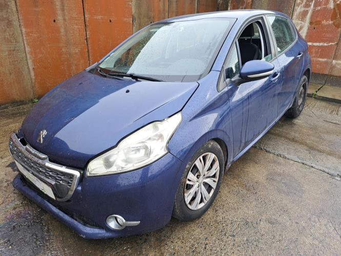 Image Feu arriere stop central - PEUGEOT 208 1