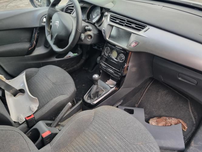 Image Porte fusible - CITROEN C3 2