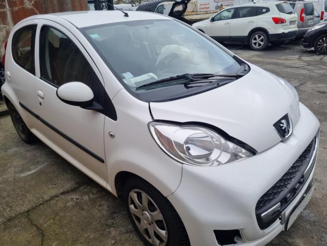 Image Lunette arriere - PEUGEOT 107
