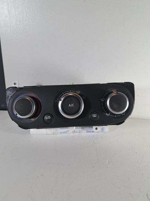 Image Commande chauffage - RENAULT CLIO 4
