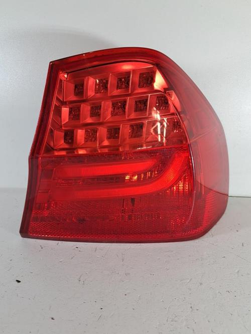 Image Feu arriere principal droit (feux) - BMW SERIE 3 E90