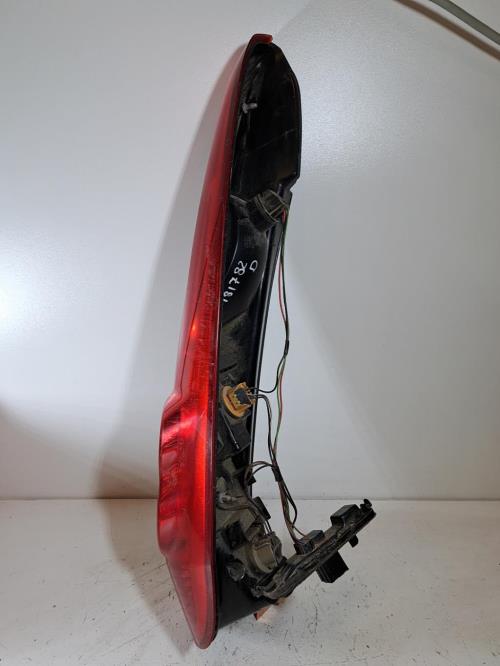 Image Feu arriere principal droit (feux) - FORD FIESTA 5