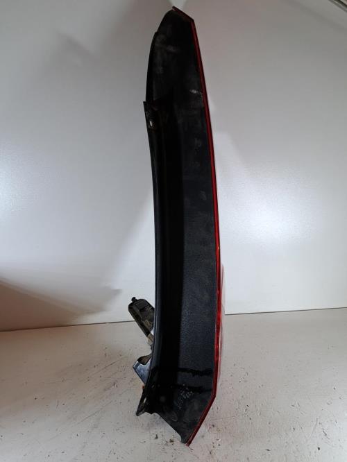 Image Feu arriere principal droit (feux) - FORD FIESTA 5