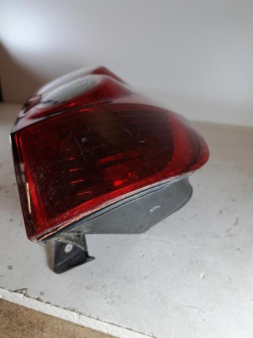 Image Feu arriere principal droit (feux) - FORD FIESTA 5
