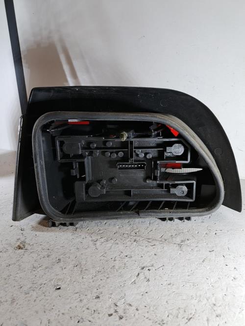 Image Feu arriere principal droit (feux) - RENAULT CLIO 1