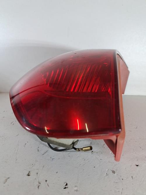 Image Feu arriere principal droit (feux) - RENAULT CLIO 2