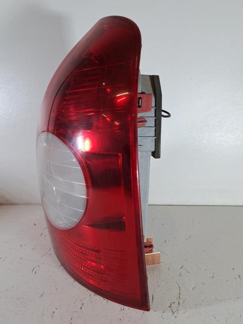Image Feu arriere principal droit (feux) - RENAULT CLIO 2