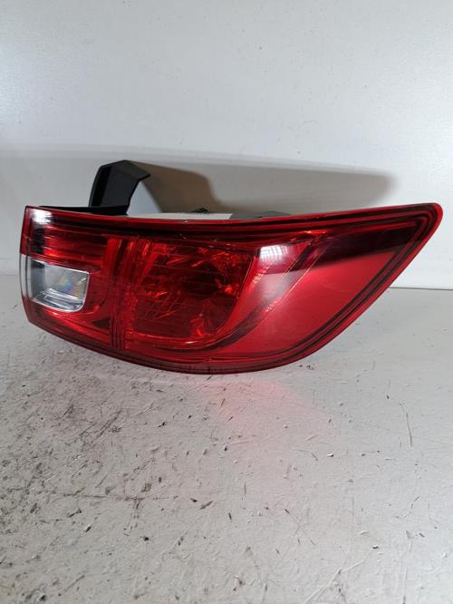 Image Feu arriere principal droit (feux) - RENAULT CLIO 4