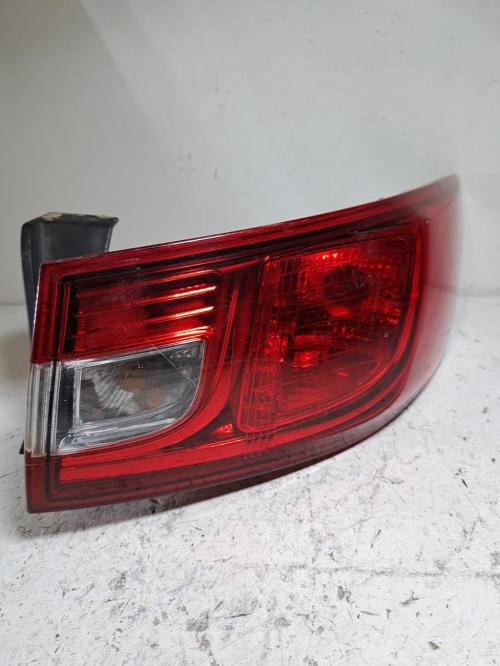 Image Feu arriere principal droit (feux) - RENAULT CLIO 4