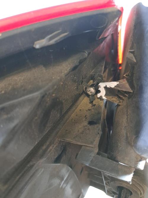 Image Feu arriere principal droit (feux) - RENAULT CLIO 4