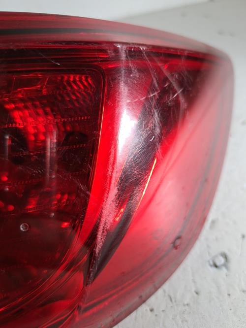 Image Feu arriere principal droit (feux) - RENAULT CLIO 4