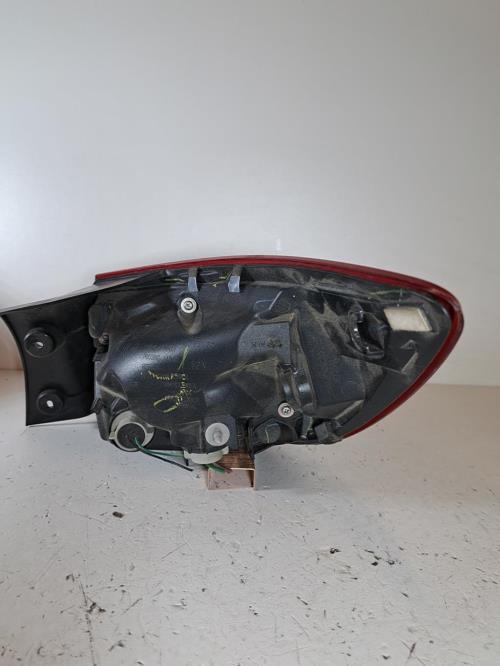 Image Feu arriere principal gauche (feux) - MAZDA 2 3
