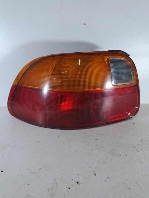 Image Feu arriere principal gauche (feux) - HONDA CRX 3