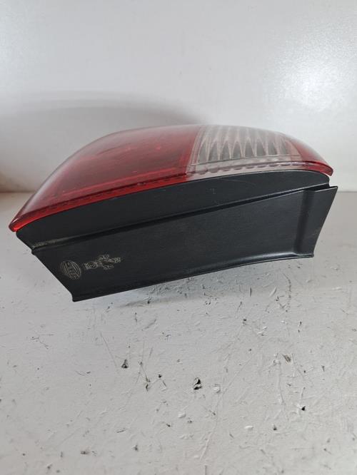 Image Feu arriere principal gauche (feux) - SEAT TOLEDO 2