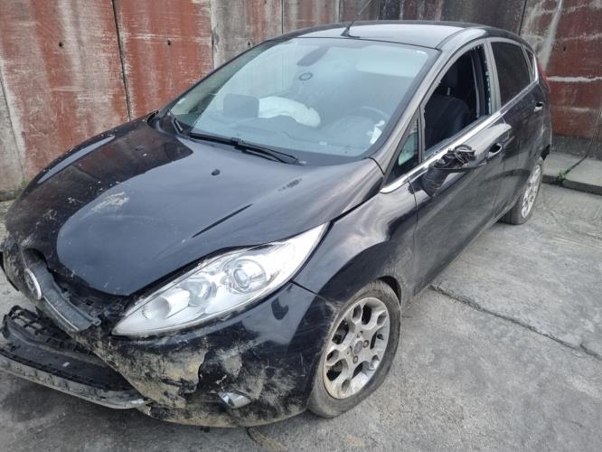 Image Feu arriere principal droit (feux) - FORD FIESTA 6