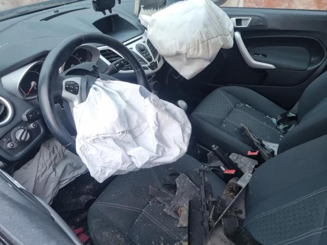 Image Feu arriere principal droit (feux) - FORD FIESTA 6
