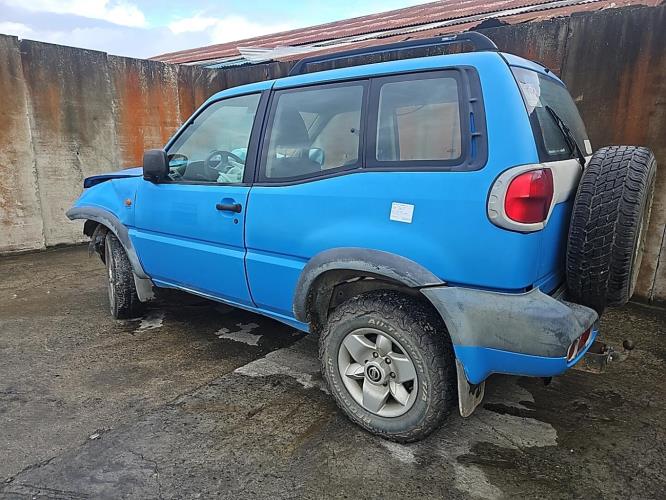 Image Porte avant gauche - NISSAN TERRANO 2