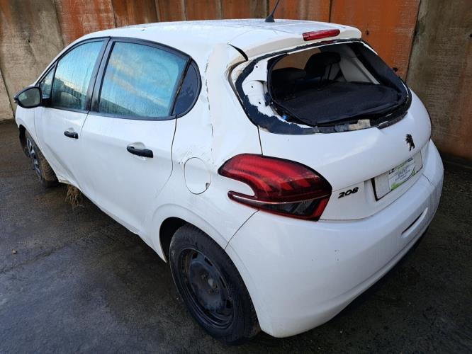 Image Plage arriere - PEUGEOT 208 1