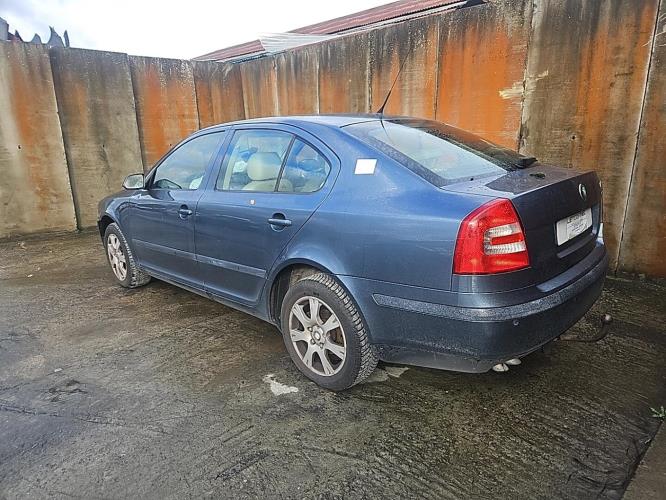 Image Retroviseur droit - SKODA OCTAVIA 2