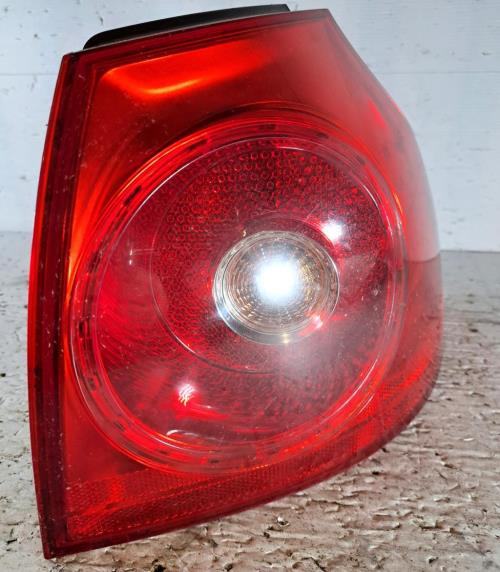 Image Feu arriere principal droit (feux) - VOLKSWAGEN GOLF 5