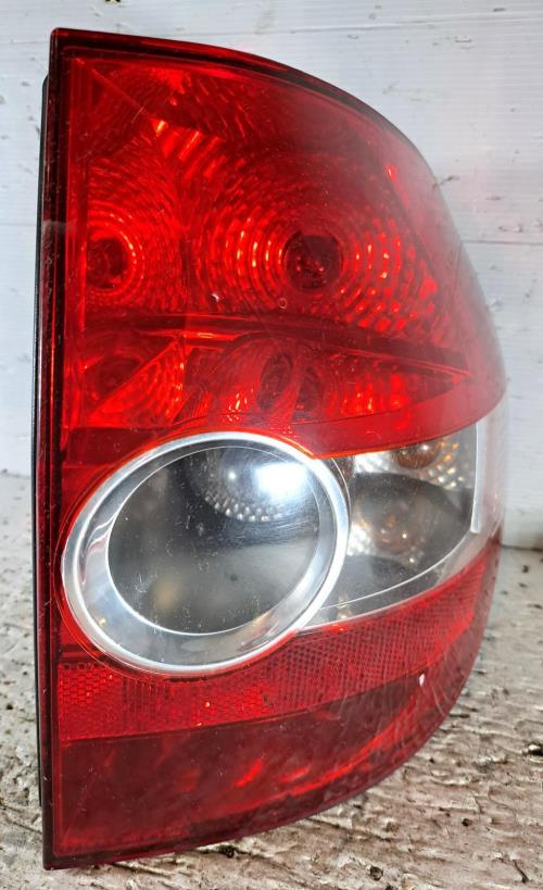 Image Feu arriere principal droit (feux) - VOLKSWAGEN FOX