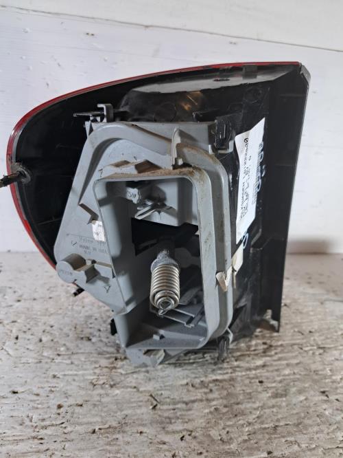 Image Feu arriere principal droit (feux) - VOLKSWAGEN FOX