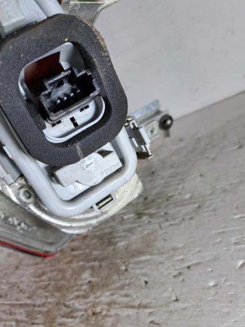 Image Feu arriere principal droit (feux) - CITROEN C4 PICASSO 1
