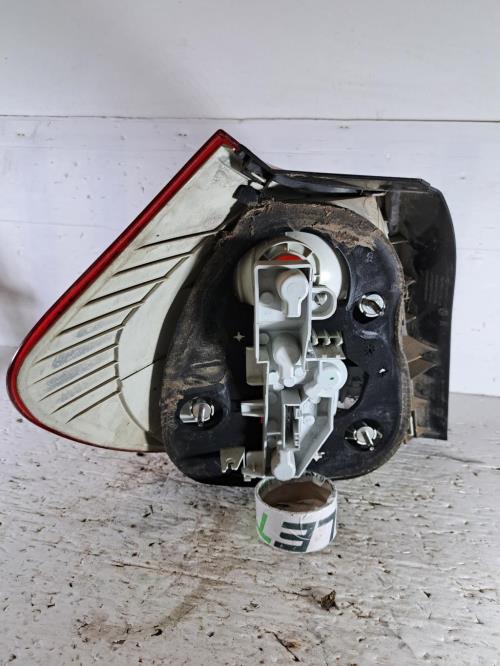 Image Feu arriere principal droit (feux) - BMW SERIE 1 E81