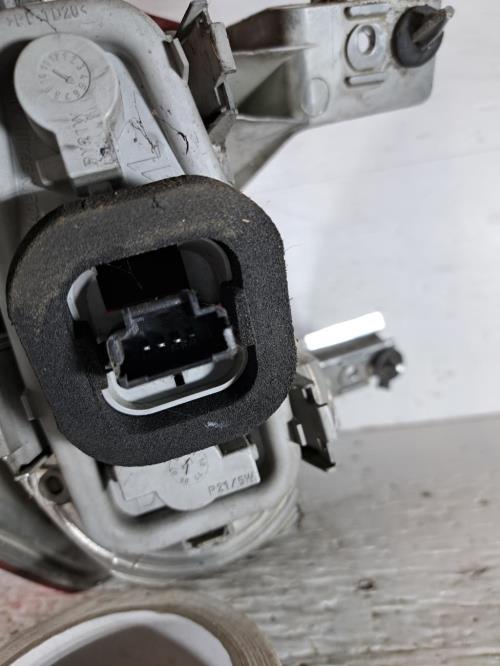 Image Feu arriere principal droit (feux) - CITROEN C4 PICASSO 1