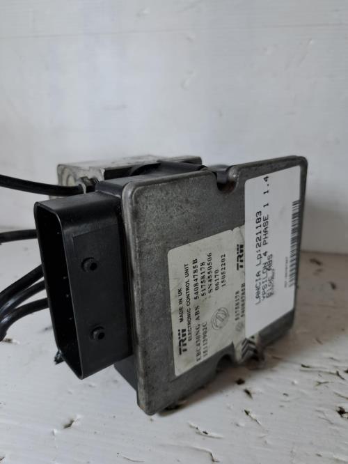 Image Bloc ABS (freins anti-blocage) - LANCIA YPSILON 4