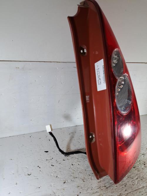 Image Feu arriere principal droit (feux) - MAZDA 5 1