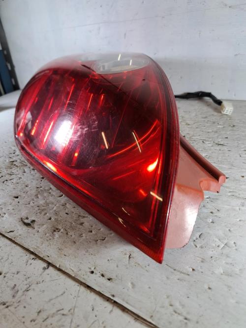 Image Feu arriere principal droit (feux) - MAZDA 5 1