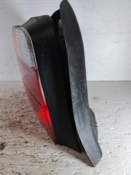 Image Feu arriere principal gauche (feux) - BMW SERIE 3 E36