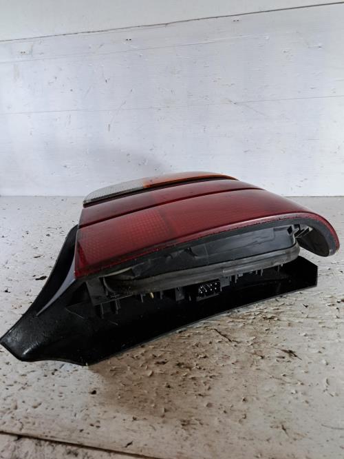 Image Feu arriere principal droit (feux) - BMW SERIE 3 E36