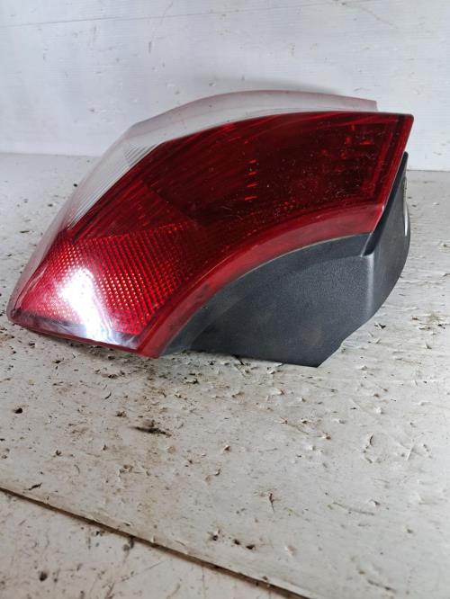 Image Feu arriere principal droit (feux) - BMW SERIE 1 E87
