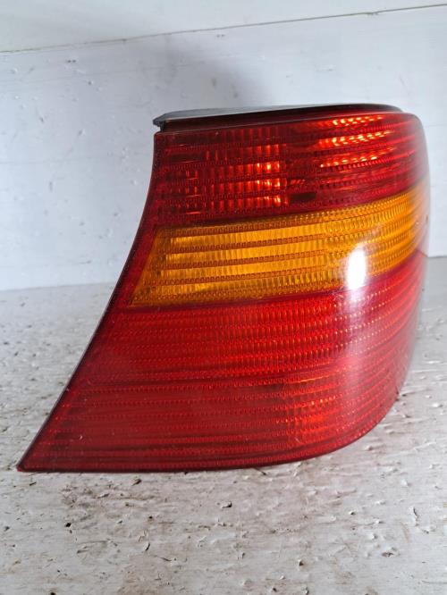 Image Feu arriere principal gauche (feux) - VOLKSWAGEN GOLF 4