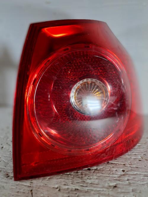 Image Feu arriere principal droit (feux) - VOLKSWAGEN GOLF 5