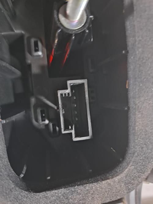 Image Feu arriere principal gauche (feux) - VOLKSWAGEN UP