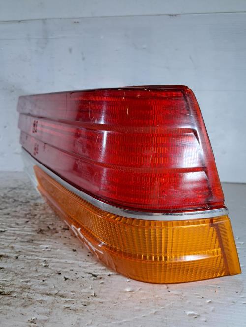 Image Feu arriere principal droit (feux) - RENAULT R25
