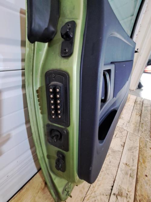 Image Porte avant gauche - PEUGEOT 1007