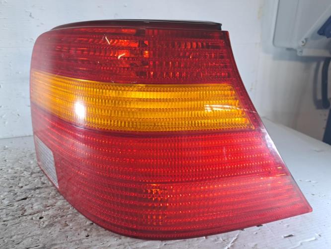 Image Feu arriere principal droit (feux) - VOLKSWAGEN GOLF 4