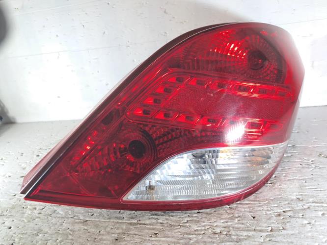 Image Feu arriere principal droit (feux) - PEUGEOT 207