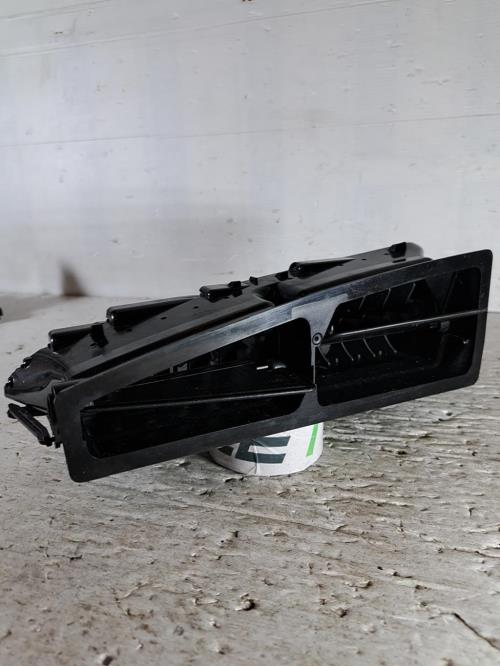 Image Aerateur tableau de bord - PEUGEOT 3008 1