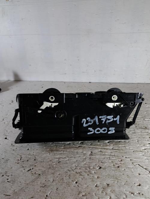 Image Aerateur tableau de bord - PEUGEOT 3008 1